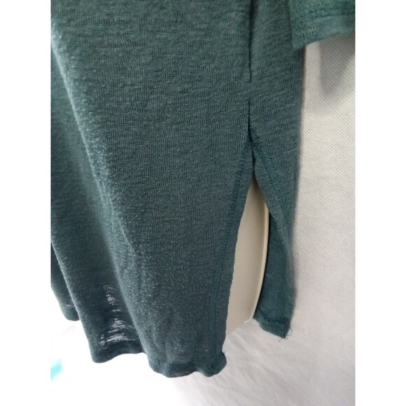 Wallflower Green Small 3/4 Sleeve V Neck - Picture 12 of 12